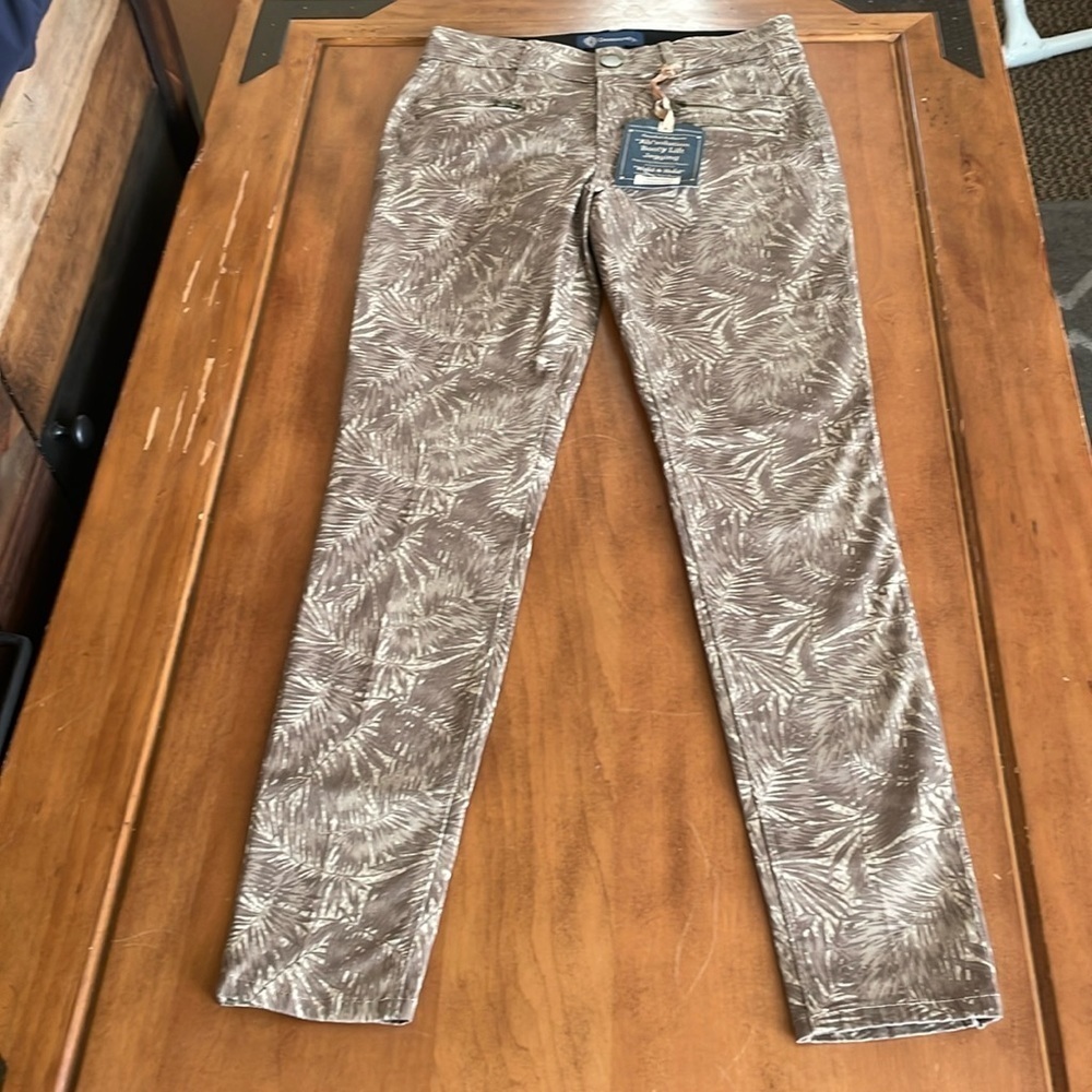 Democracy Ab Solution Booty Lift Jegging Size 4